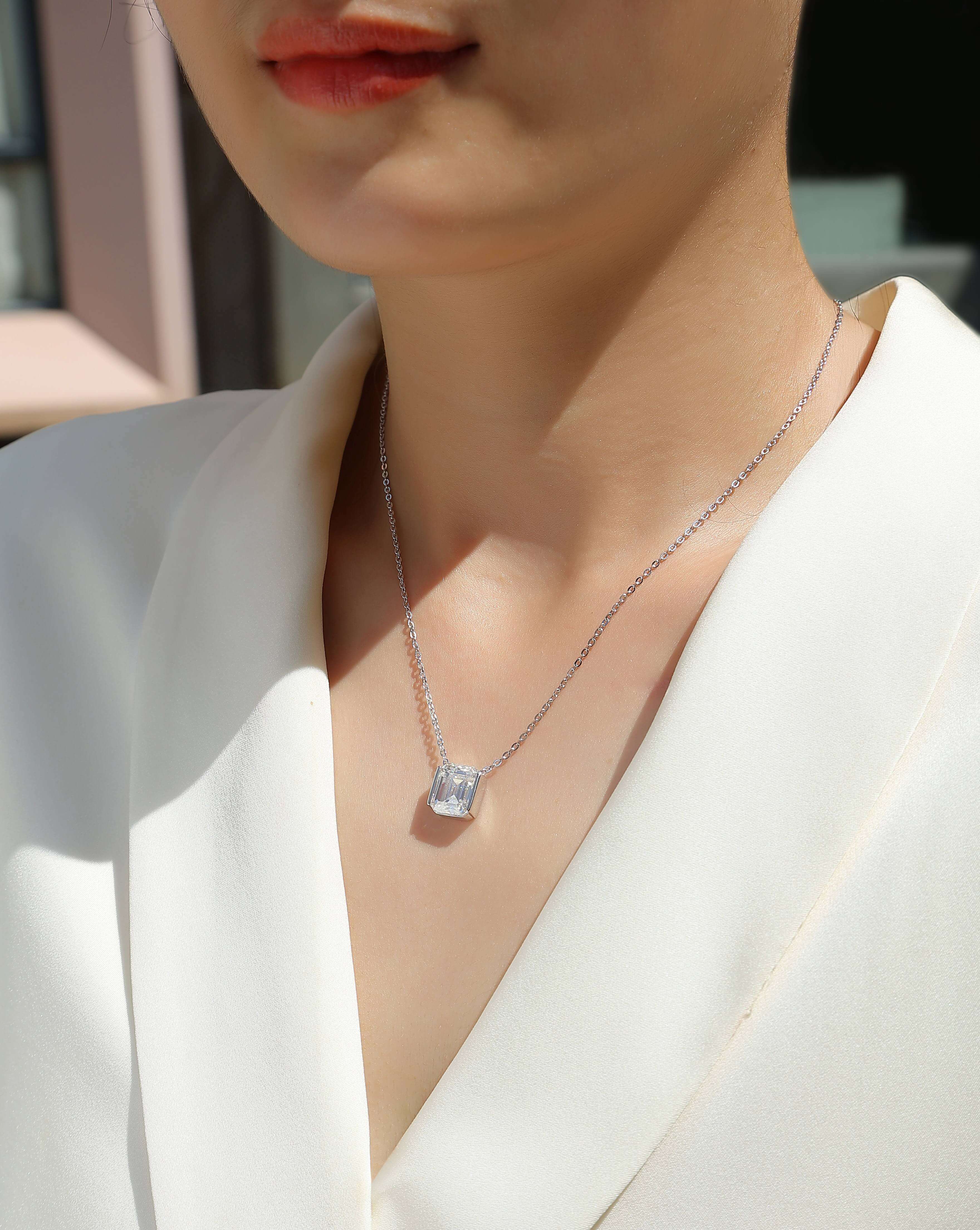 fashionable silver jewelry Octagonal Moissanite Pendant Necklace
