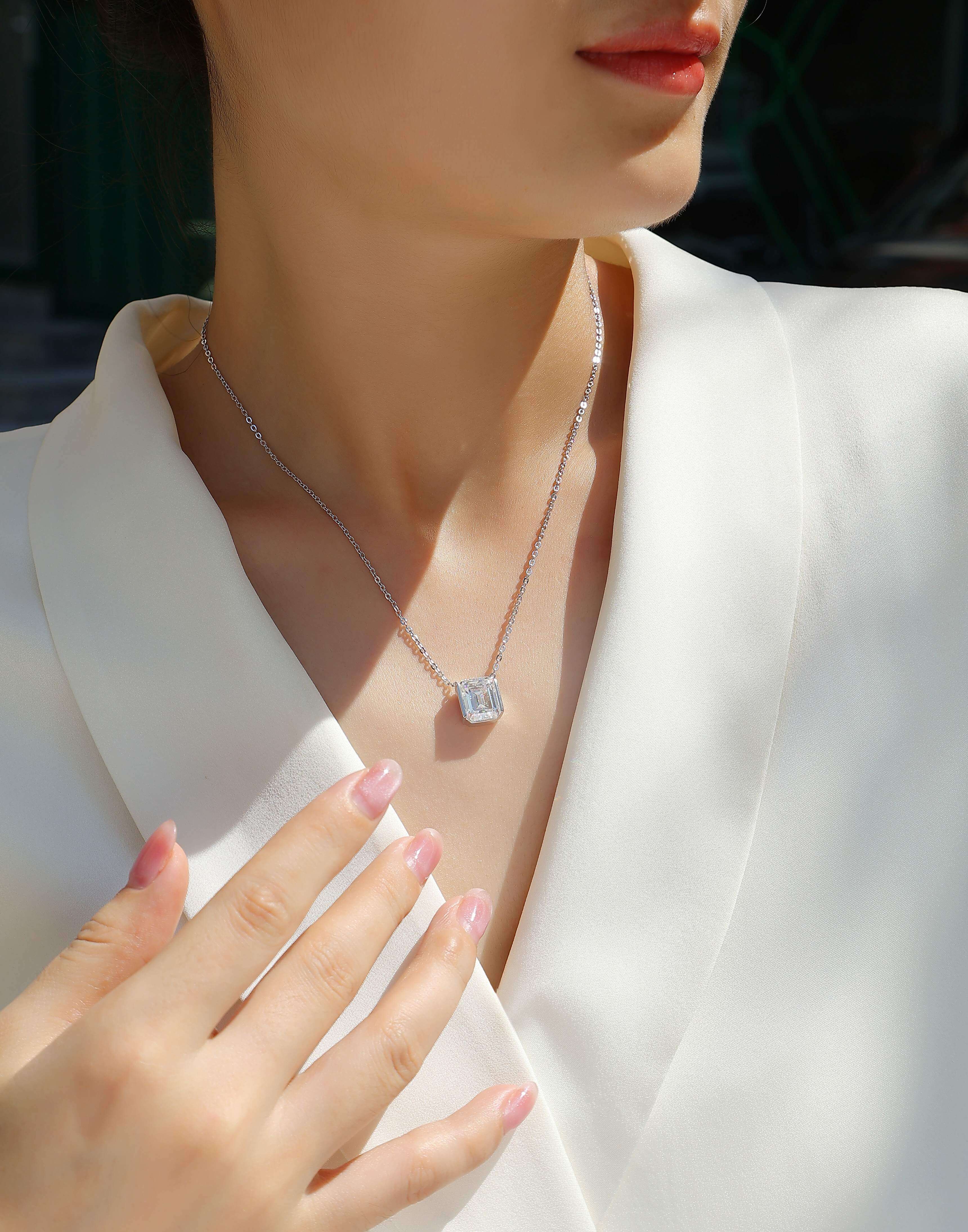 fashionable silver jewelry Octagonal Moissanite Pendant Necklace