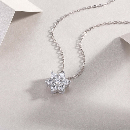 Stylish diamond jewelry Fashionable And Luxurious Diamond Jewelry Including chain
