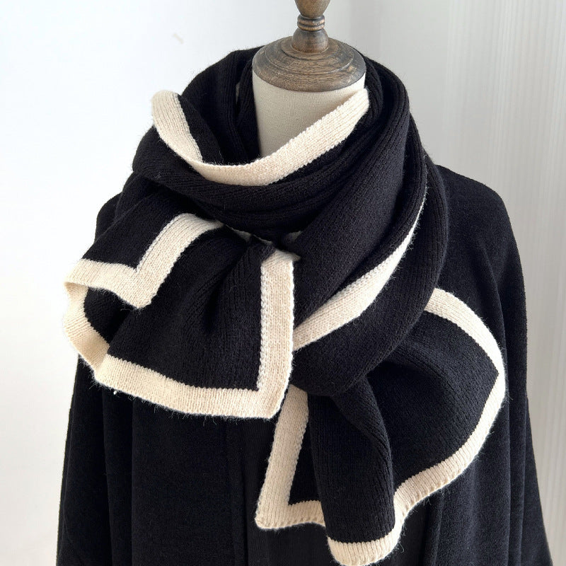 Knitted Wool Scarf Black