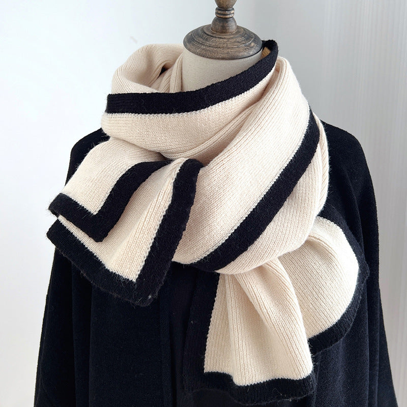 Knitted Wool Scarf White