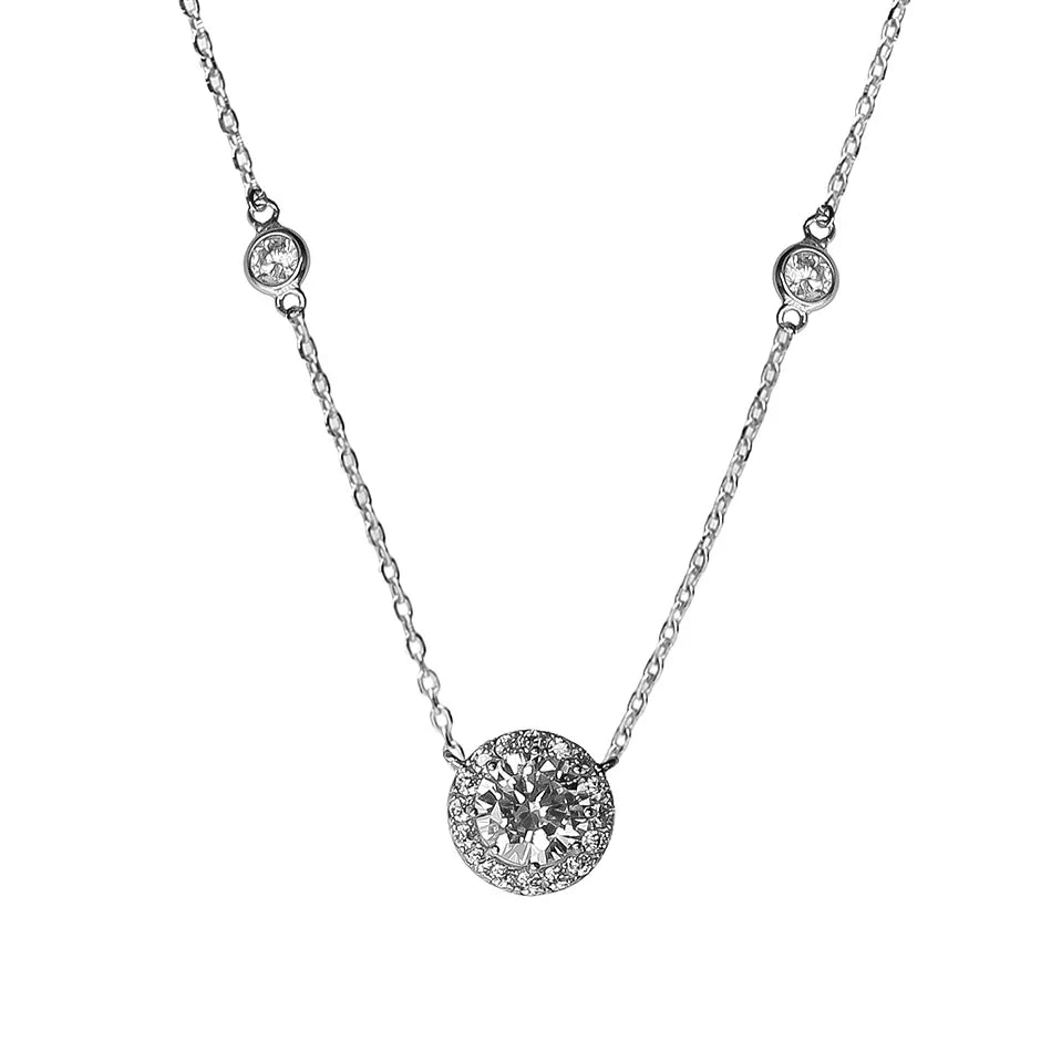 Women's pendant necklace