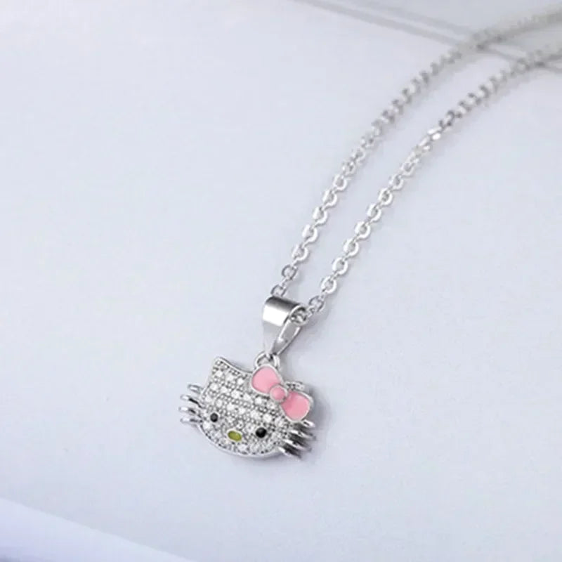 Hello Kitty-themed jewelry set