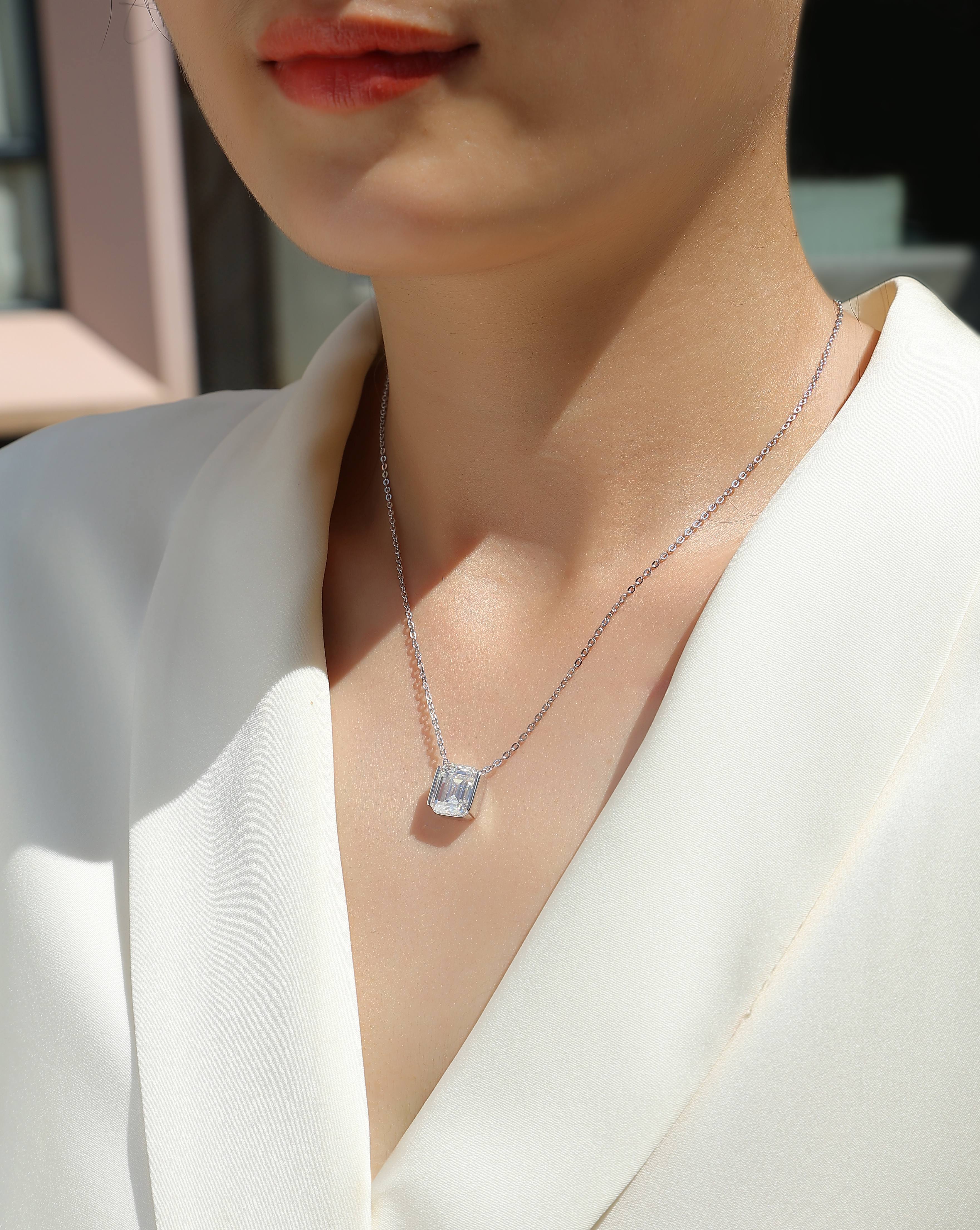 1The Brilliance In A Small Space - A Fashionable Jewelry Pendant Set With Moissanite S925 Sterling Silver And Platinum-plated Diamond, Moissanite Silver Jewelry Prohibit Tk Sales