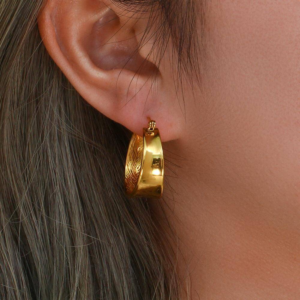 unique gold earrings Geometric Gradient Size Gold Earrings